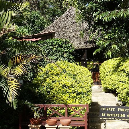 Ikweta Country Inn Maua Kaathene Zewnętrze zdjęcie